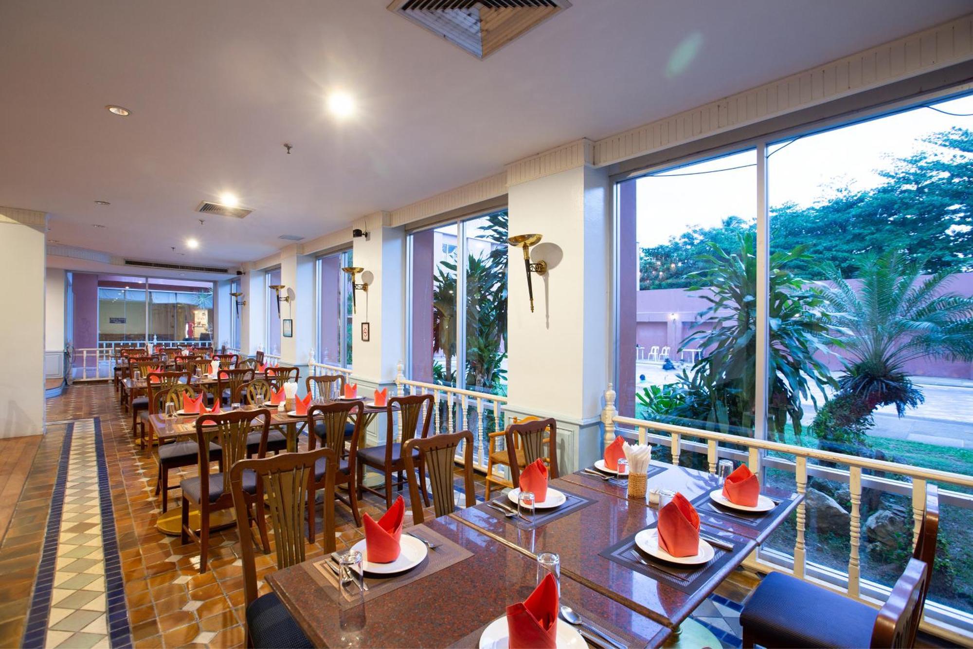 The Imperial Narathiwat Hotel Bagian luar foto