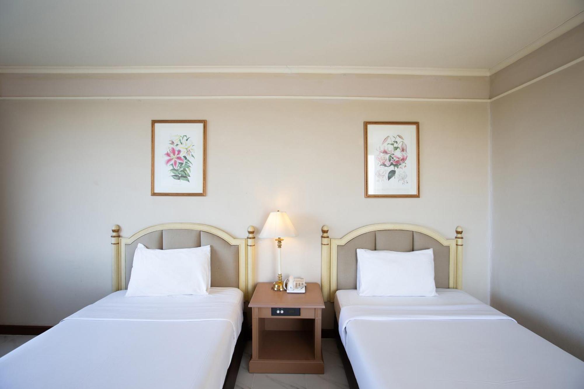 The Imperial Narathiwat Hotel Bagian luar foto