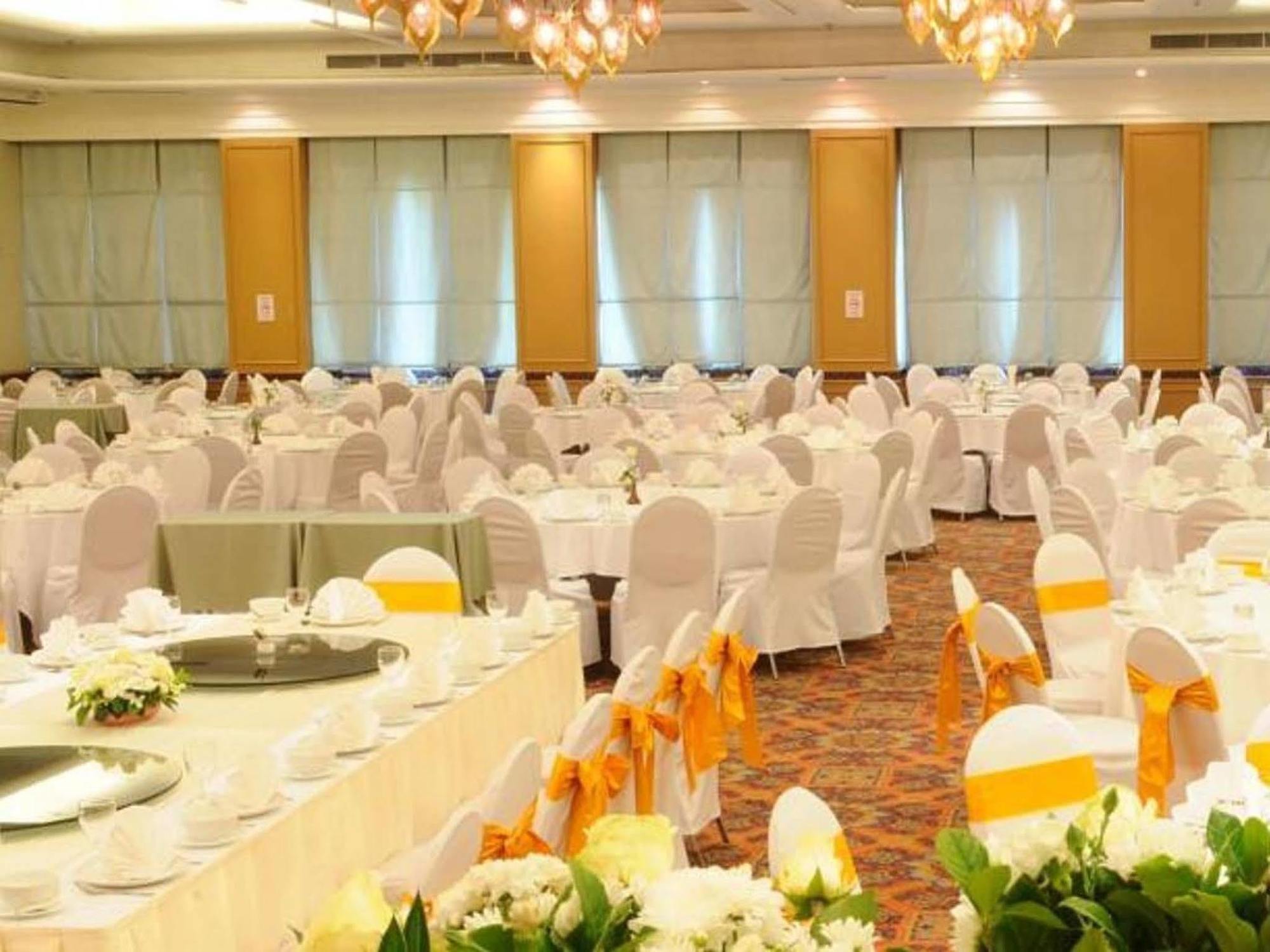 The Imperial Narathiwat Hotel Bagian luar foto